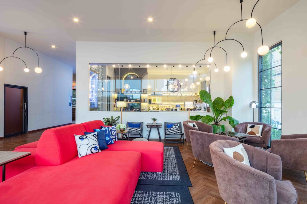 surestay by best western iconic ari jatujak