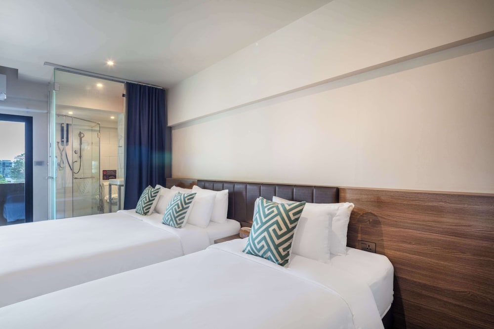 surestay by best western iconic ari jatujak