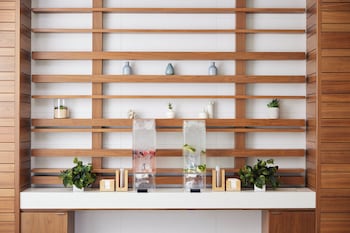 even hotel portland beaverton