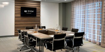 even hotel portland beaverton