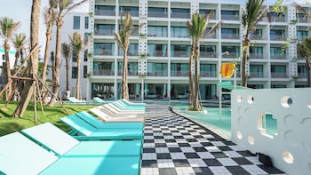 sugar marina hotel pop kata beach