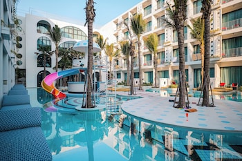 sugar marina hotel pop kata beach