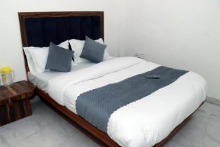 hotel gush new delhi railway station