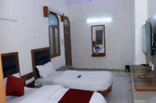 hotel gush new delhi railway station
