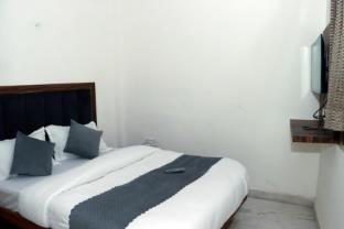 hotel gush new delhi railway station