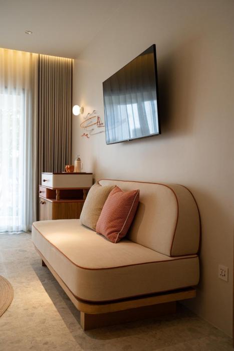 the standard pattaya na jomtien