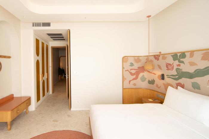 the standard pattaya na jomtien