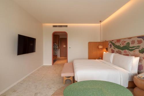 the standard pattaya na jomtien
