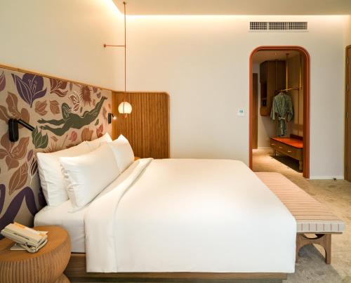 the standard pattaya na jomtien