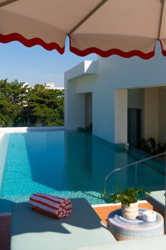 the standard pattaya na jomtien