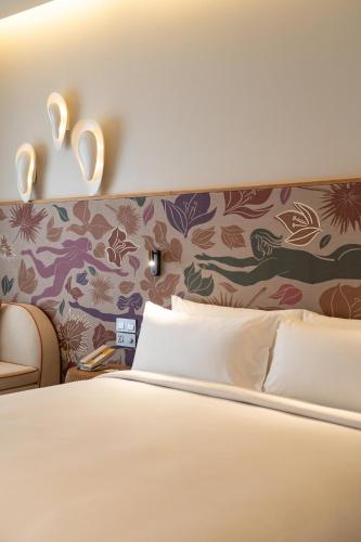the standard pattaya na jomtien