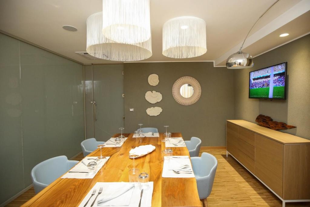 hotel vlora priam affiliated by melia