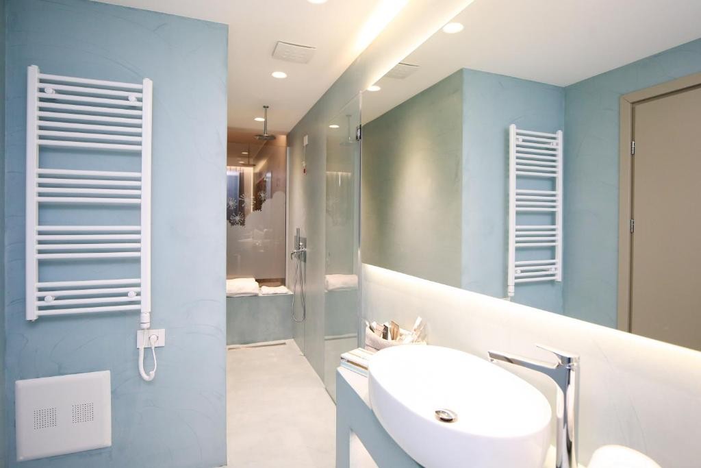 hotel vlora priam affiliated by melia