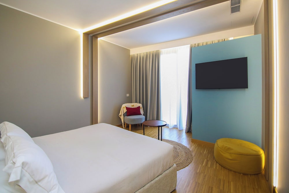 hotel vlora priam affiliated by melia