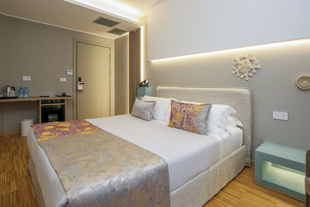 hotel vlora priam affiliated by melia