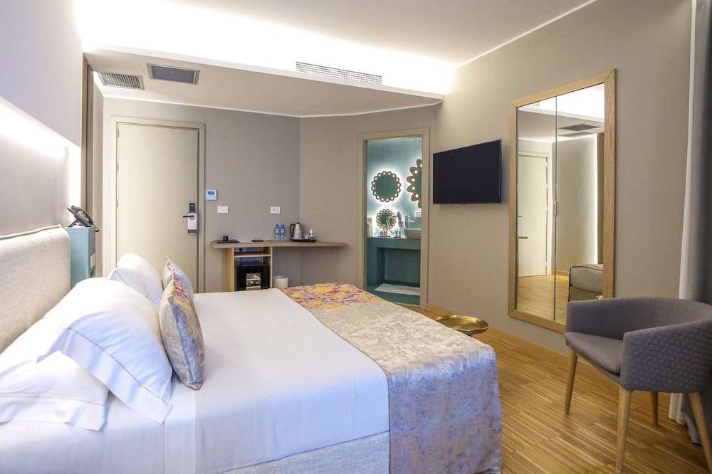 hotel vlora priam affiliated by melia