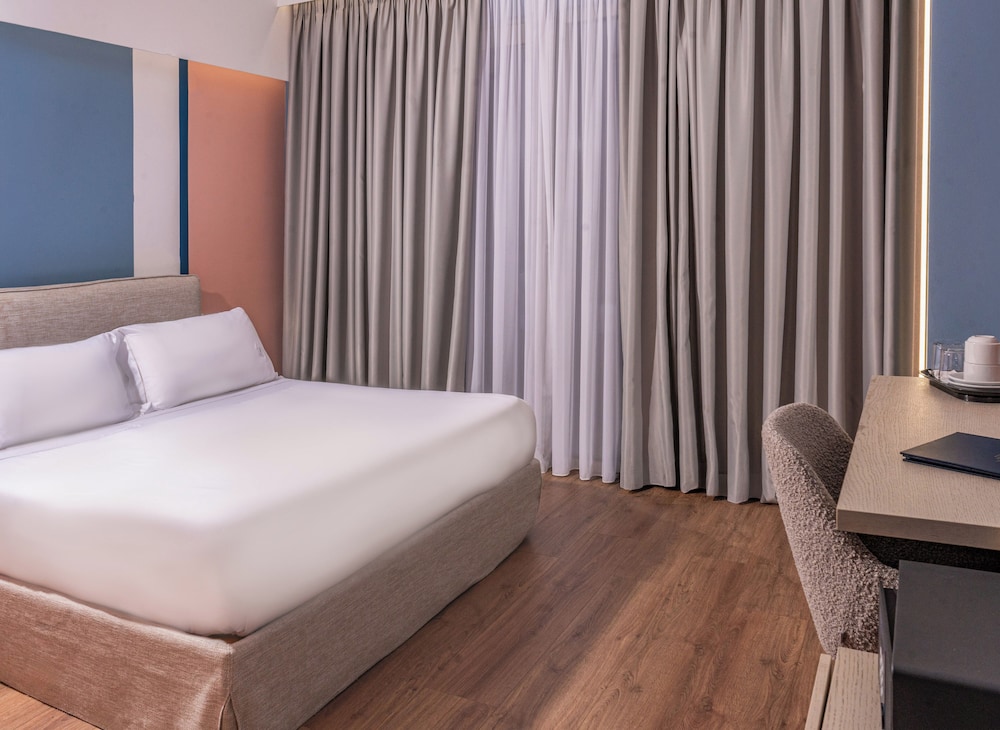 hotel vlora priam affiliated by melia
