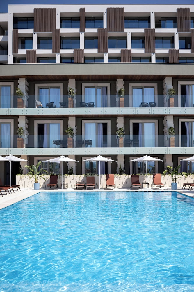 hotel vlora priam affiliated by melia