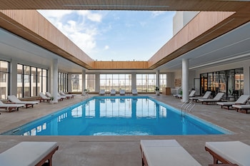 sentido naga bay adults friendly