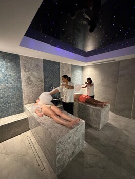 sentido naga bay adults friendly