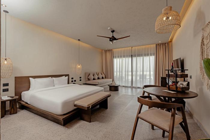 sentido naga bay adults friendly