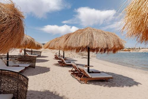 sentido naga bay adults friendly