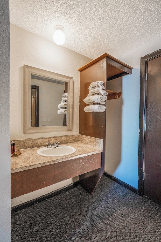unicorn inn by oyo portland