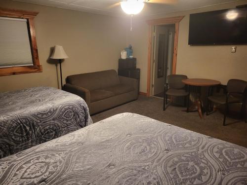 Kj's Inn And Suites By Oyo Gettysburg U.S. Hwy 212,,2 star