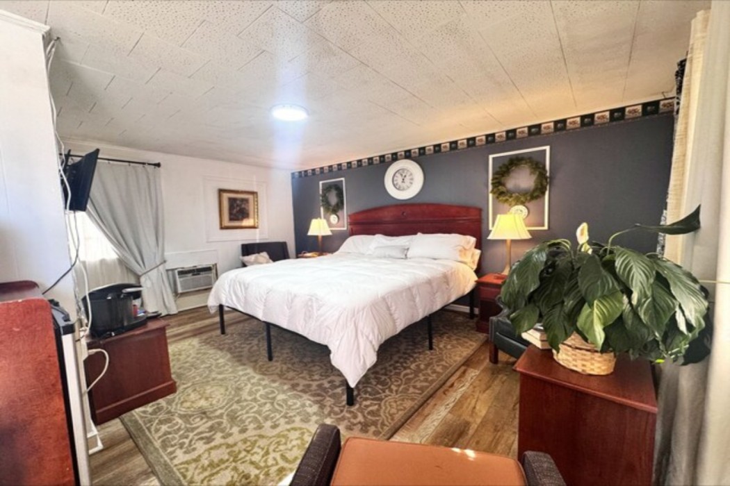 chesterfield hotel by oyo hwy 9