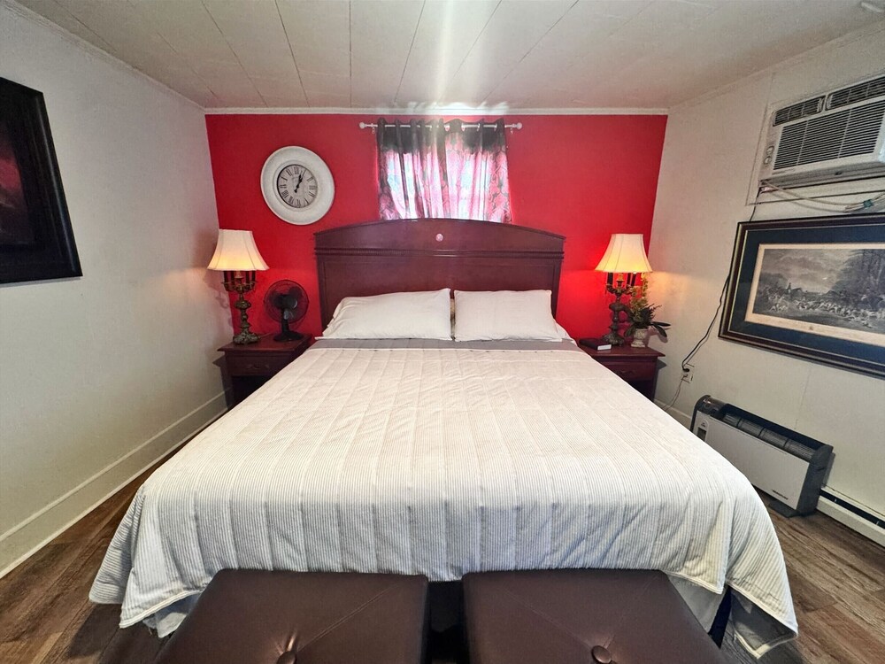 chesterfield hotel by oyo hwy 9