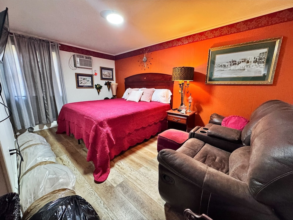 chesterfield hotel by oyo hwy 9