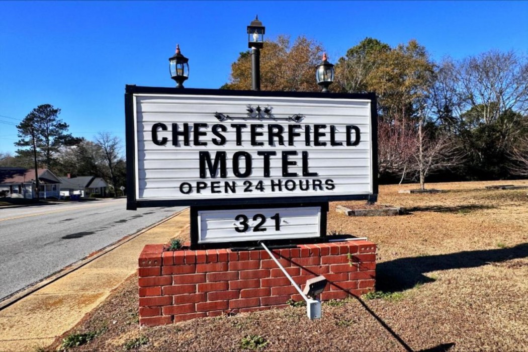 chesterfield hotel by oyo hwy 9