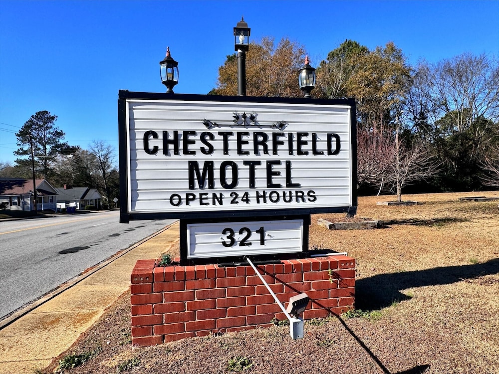 chesterfield hotel by oyo hwy 9