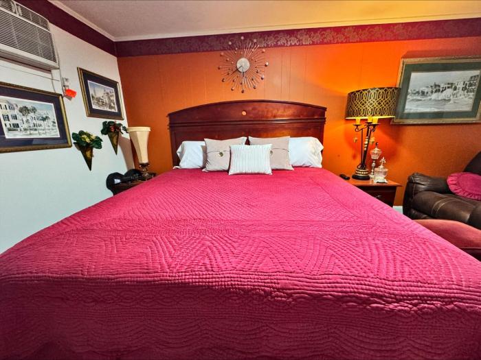 chesterfield hotel by oyo hwy 9