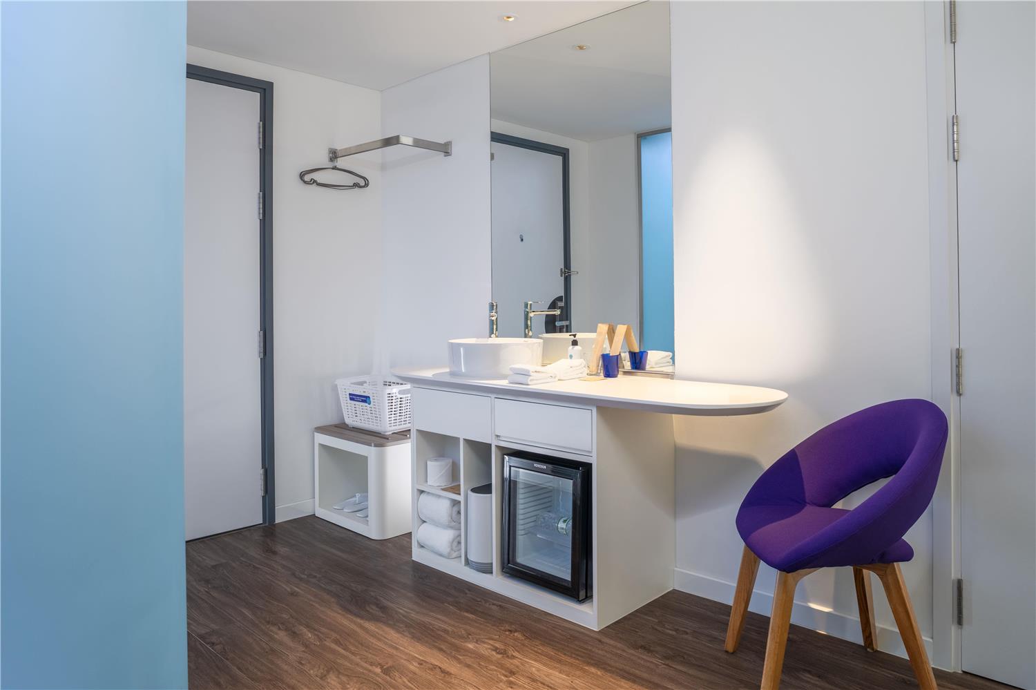 tru by hilton ha long hon gai centre