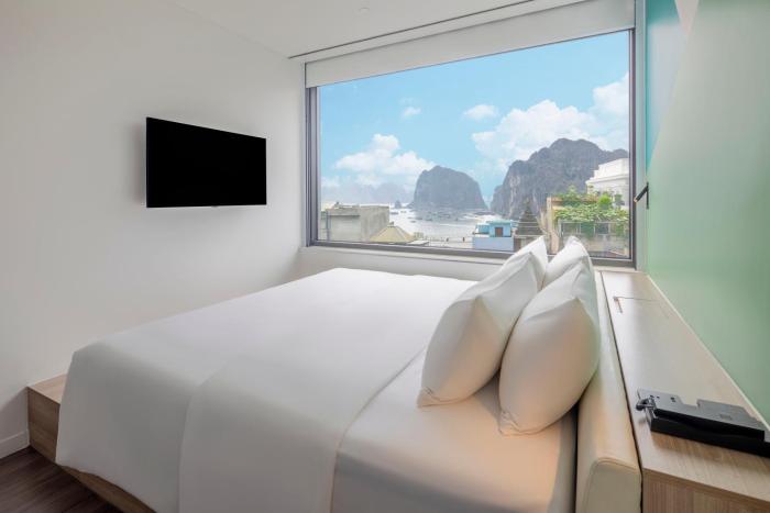 tru by hilton ha long hon gai centre
