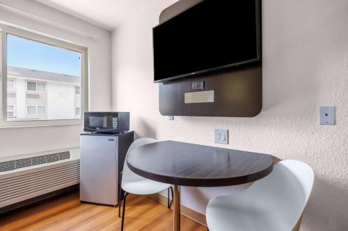 studio 6 seattle wa sea tac airport south