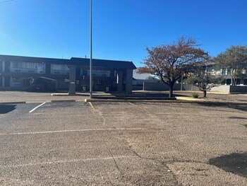 studio6 borger tx boom town