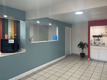 studio6 borger tx boom town