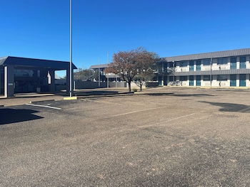 studio6 borger tx boom town