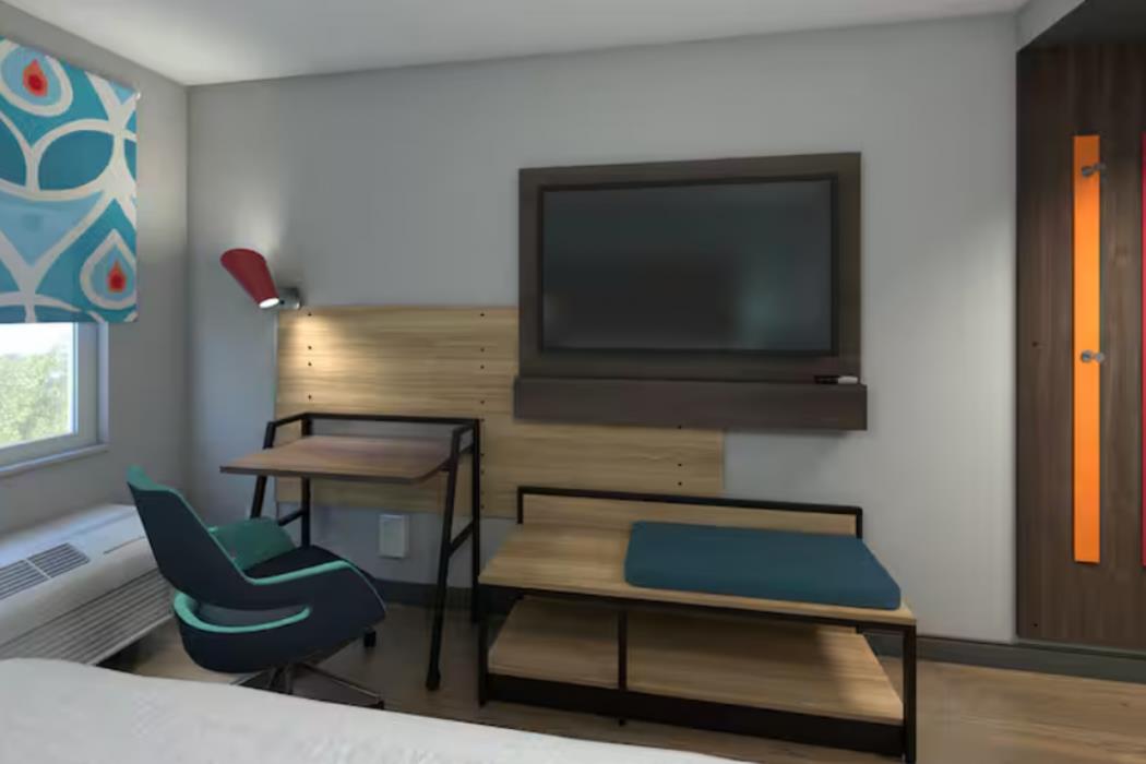 tru by hilton pensacola i 10 north davis highway