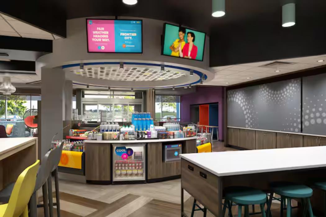 tru by hilton pensacola i 10 north davis highway