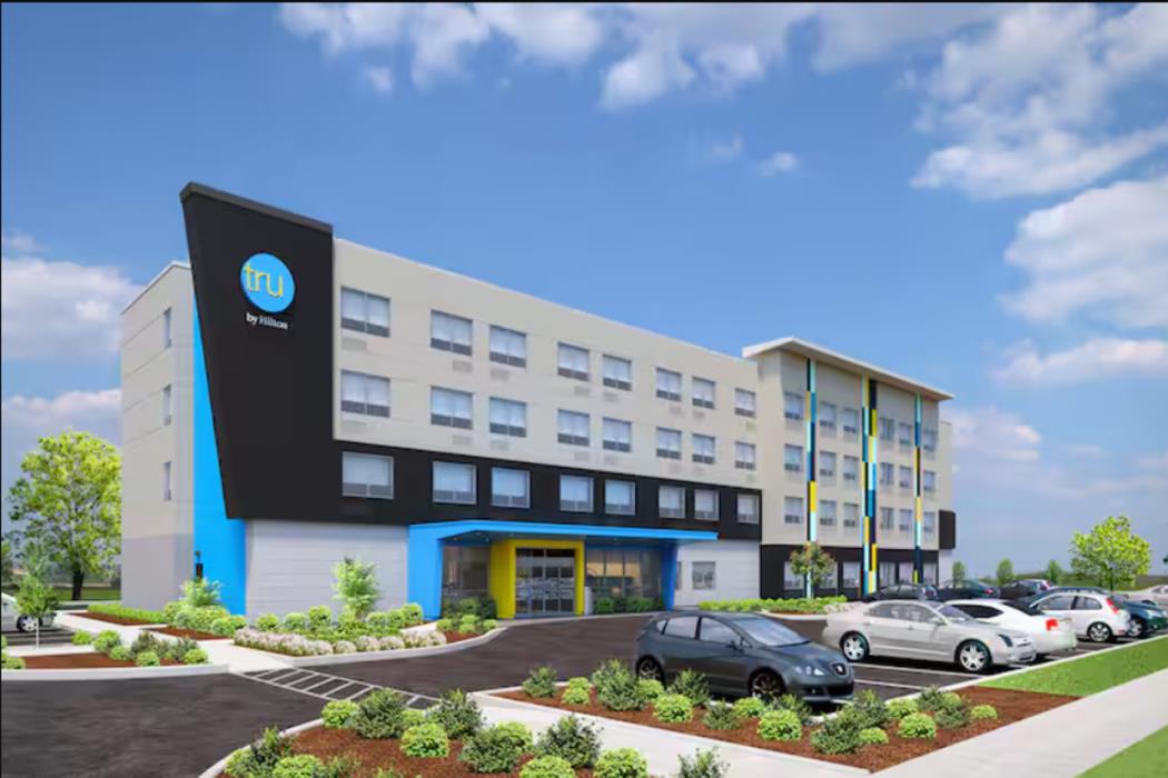 tru by hilton pensacola i 10 north davis highway