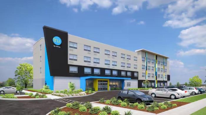 tru by hilton pensacola i 10 north davis highway