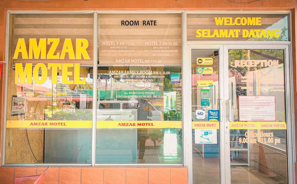 amzar motel cenang