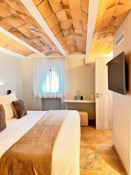 boutique hotel comtal empuries
