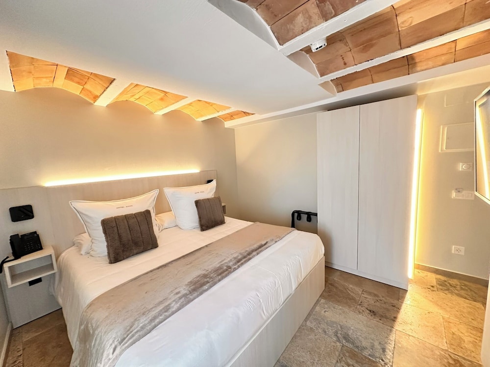 boutique hotel comtal empuries