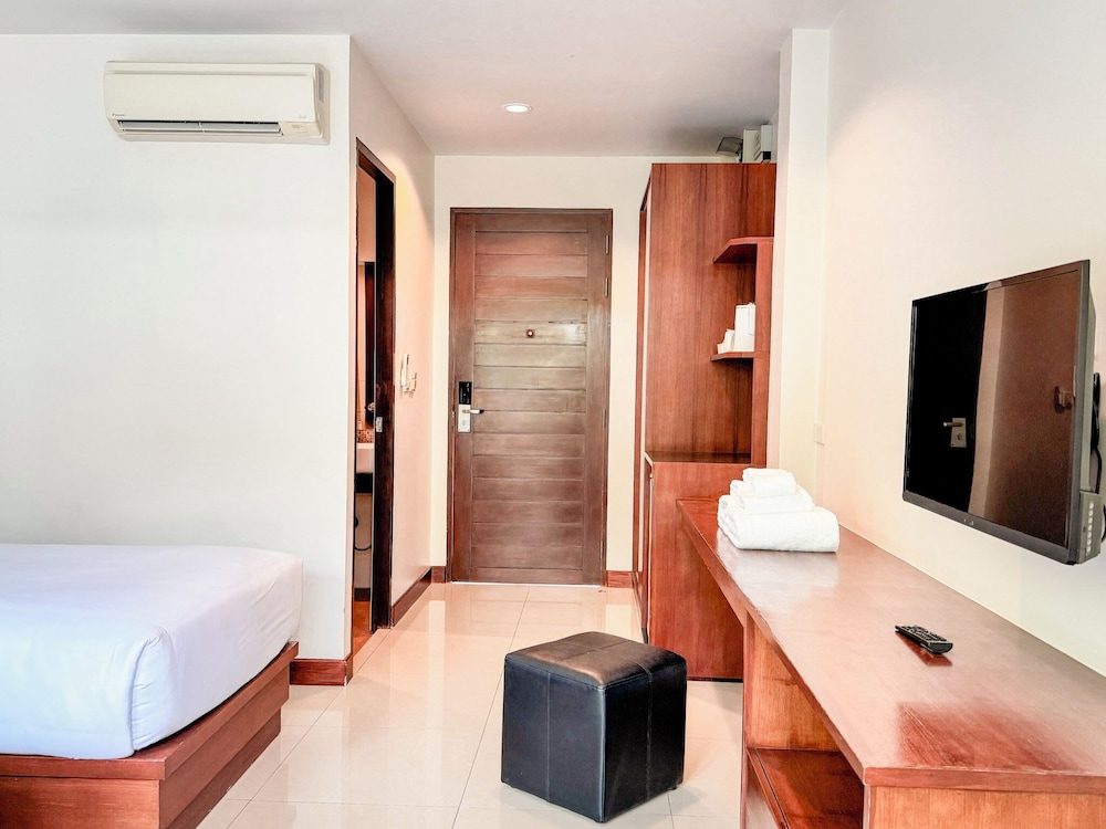 xaya pool access resort phuket