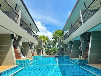 Xaya Pool Access Resort - Phuket,,3 star