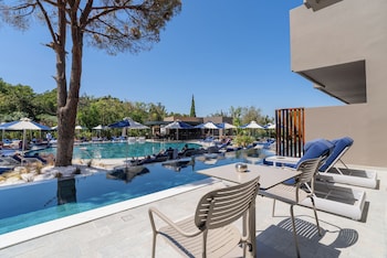 cabu hotel adults only